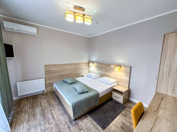 3-х местный семейный комфорт без балкона в Гостинице Терем у реки