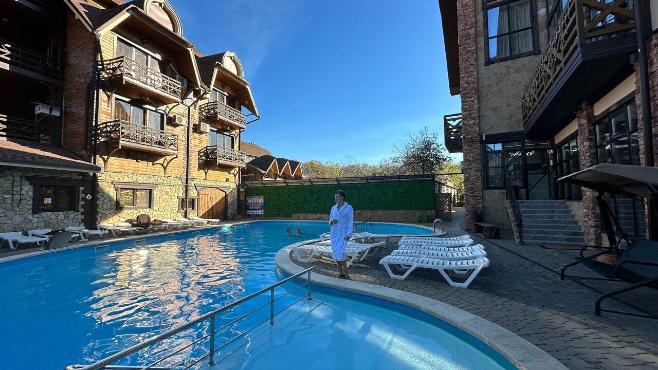 Фото Гостиницы Терем у реки Каменномостский 189