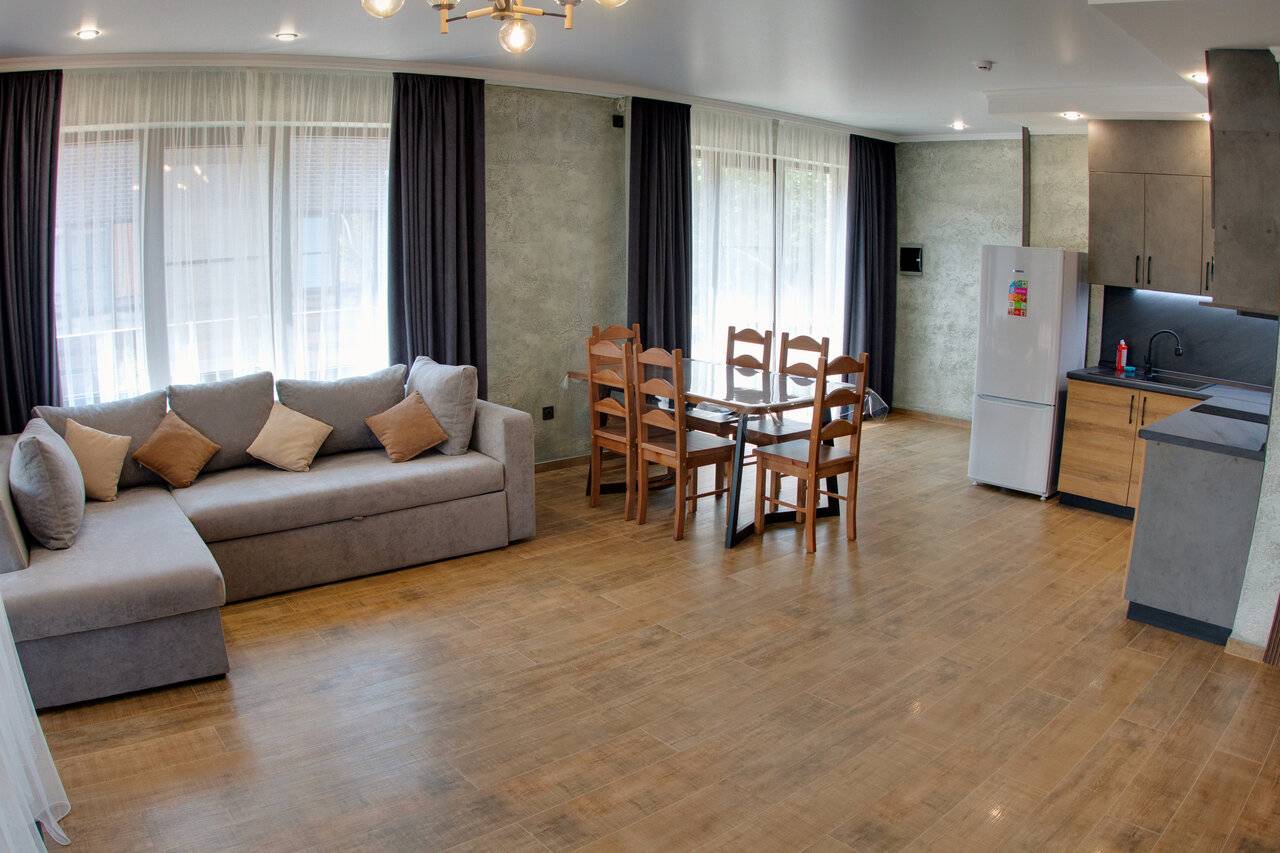 Фото Гостиницы Терем у реки Каменномостский 154