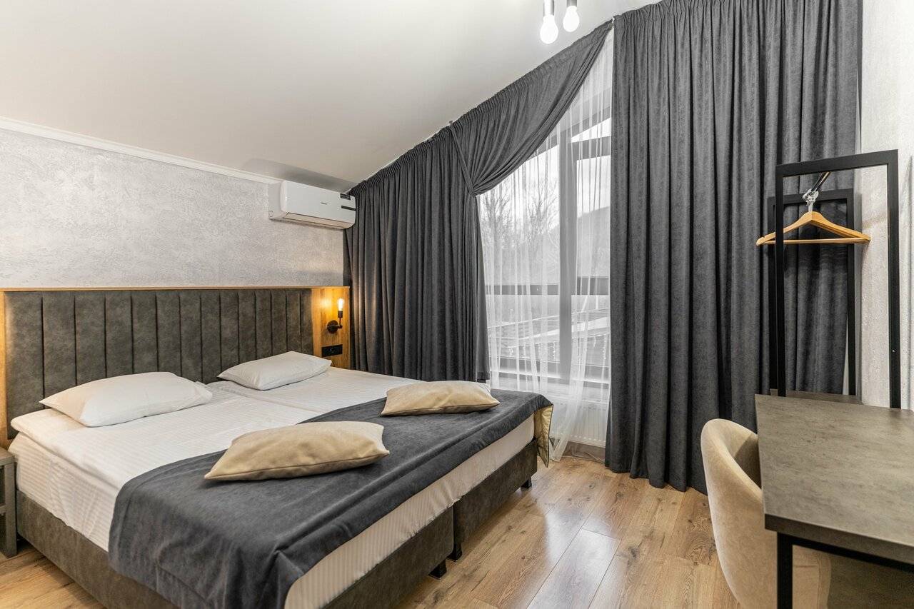 Фото Гостиницы Терем у реки Каменномостский 57