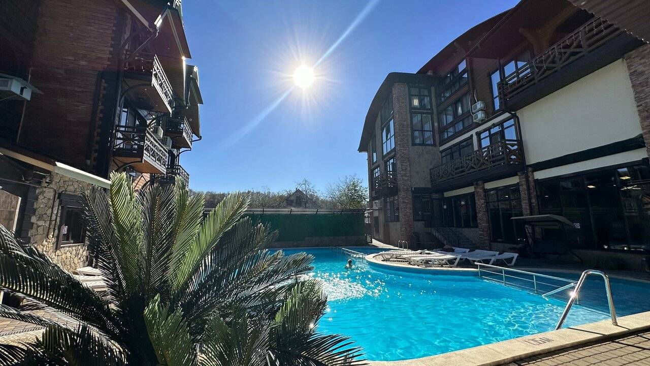 Фото Гостиницы Терем у реки Каменномостский 75