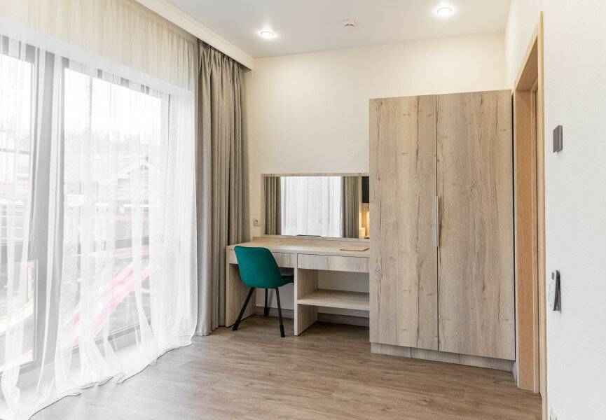 Фотографии номера 3-х местный семейный комфорт без балкона в Гостинице Терем у реки Каменномостский