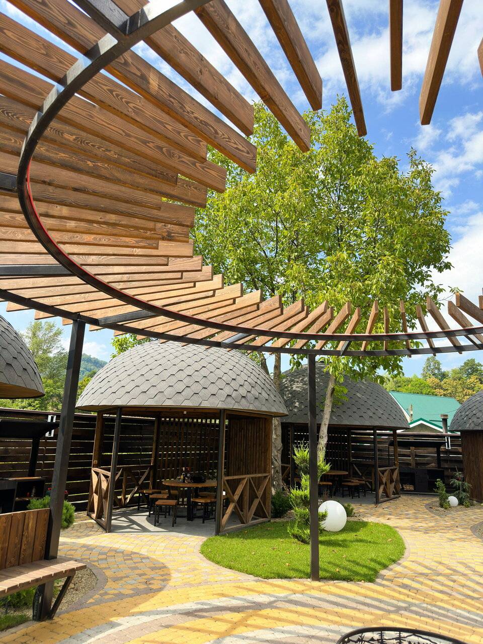 Фото Гостиницы Терем у реки Каменномостский 22