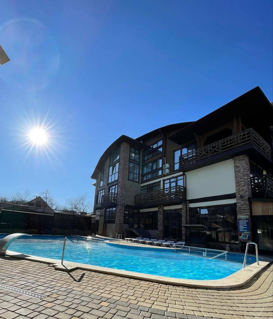 Фото Гостиницы Терем у реки Каменномостский 27