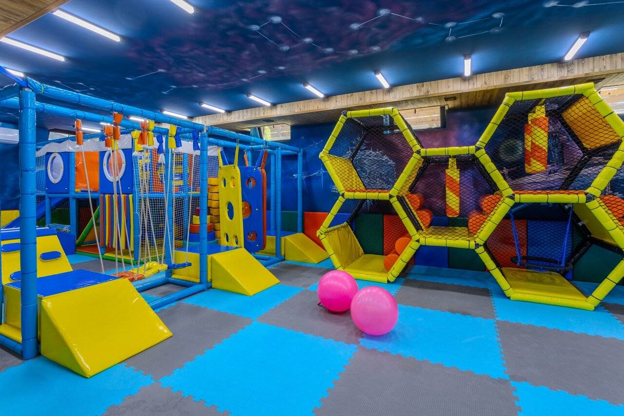 Фото Гостиницы Терем у реки Каменномостский 126