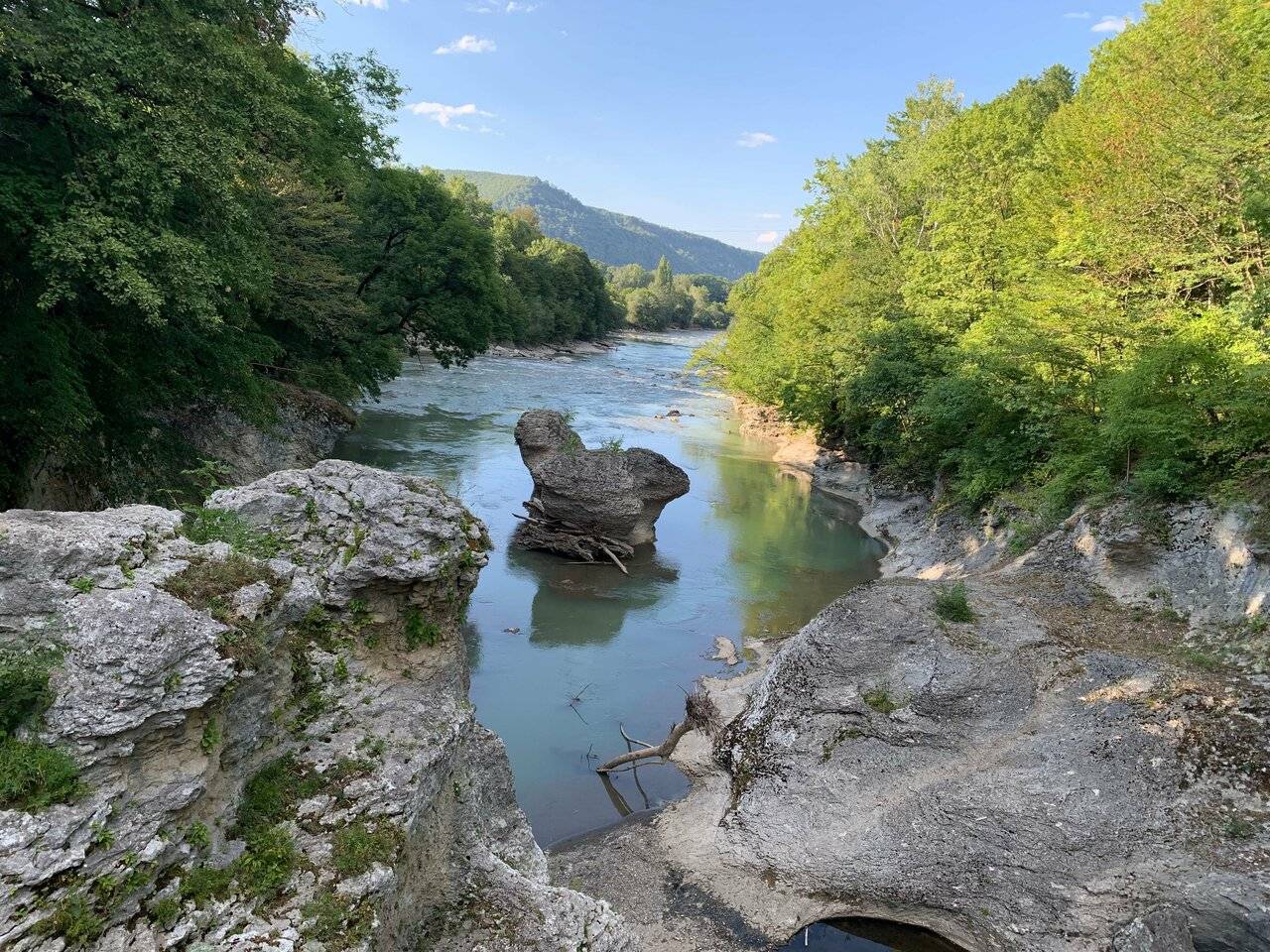 Фото Гостиницы Терем у реки Каменномостский 249
