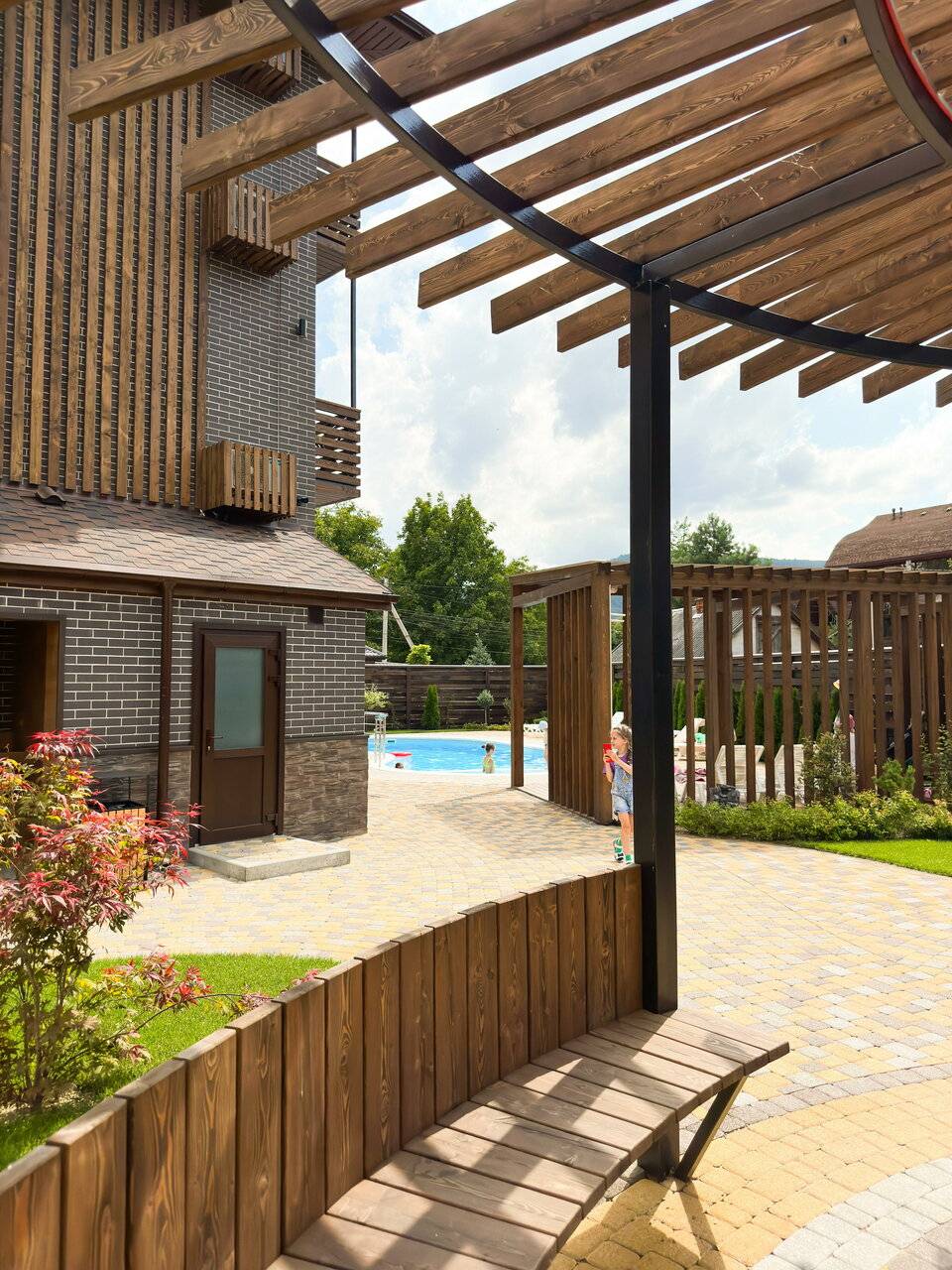 Фото Гостиницы Терем у реки Каменномостский 83