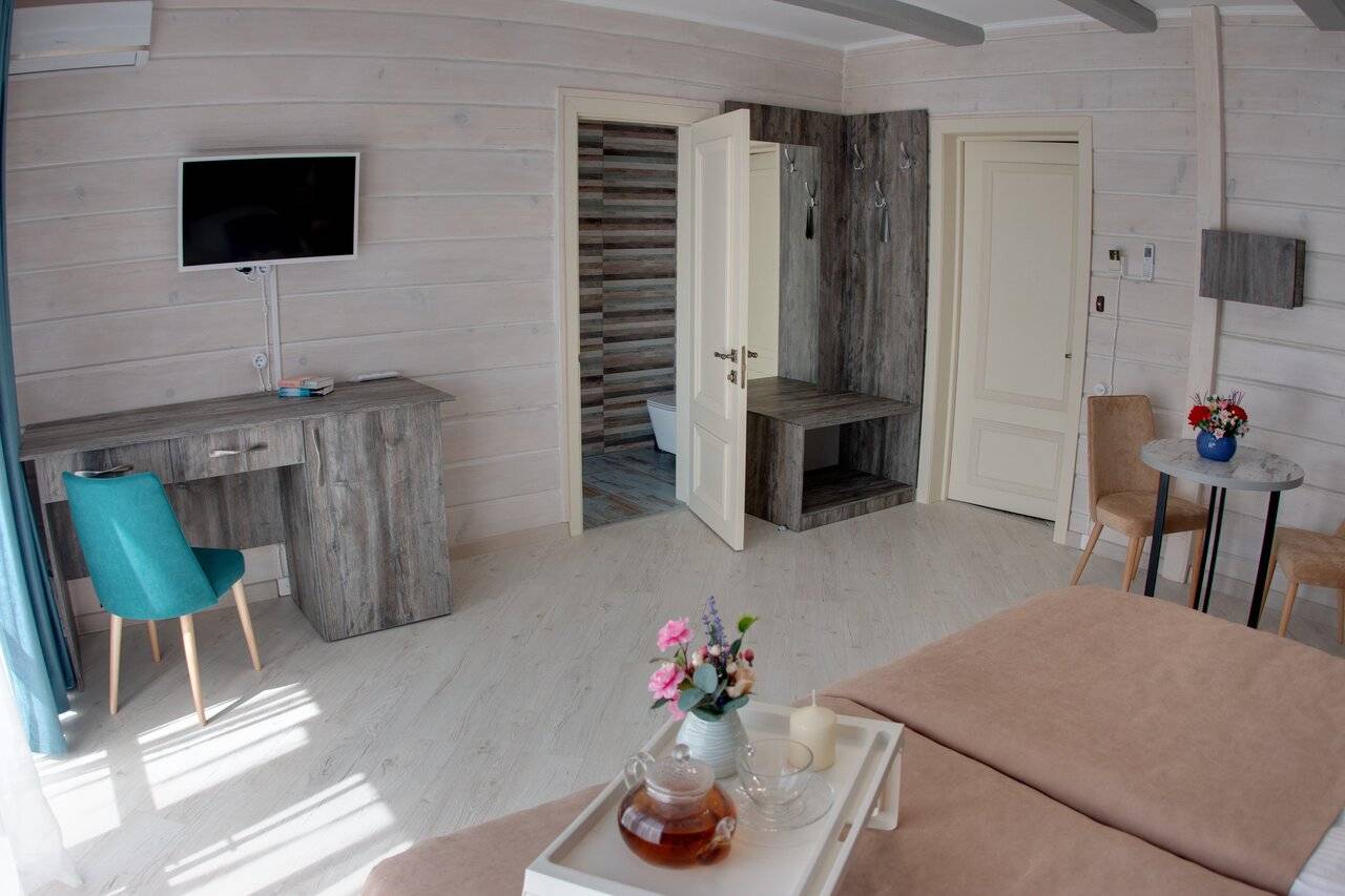 Фото Гостиницы Терем у реки Каменномостский 167